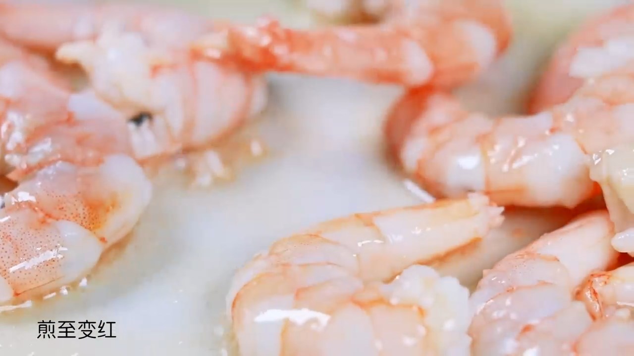 怎么做西兰花虾仁菌菇汤