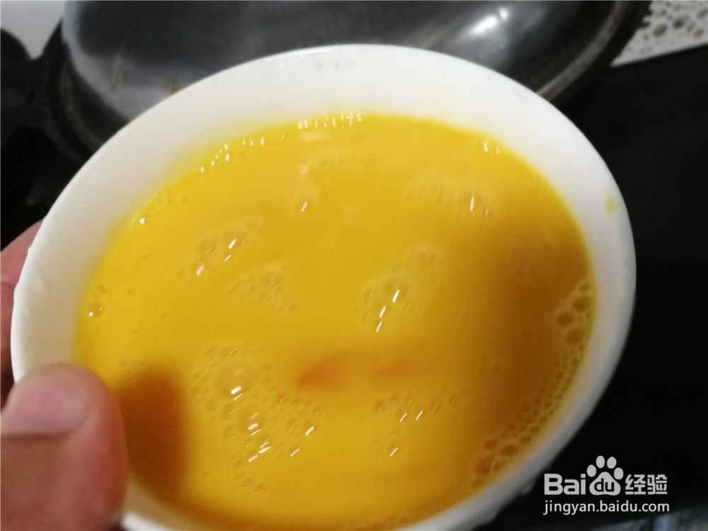 鸡蛋饼盖浇西红柿