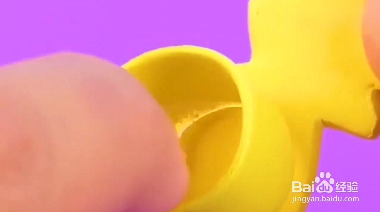 如何给芭比做一个水果包包