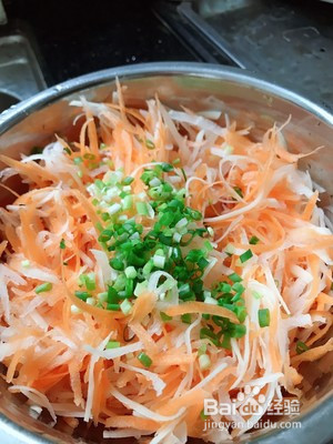 红萝卜土豆饼的做法