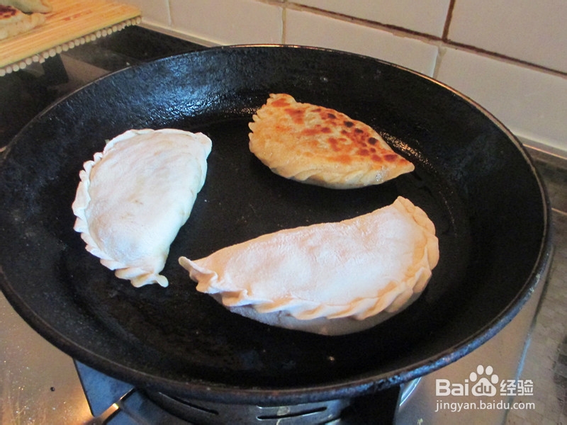 盛夏美食韭菜盒子