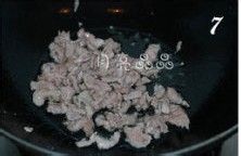 简单几招巧去苦瓜苦味－－苦瓜炒肉片