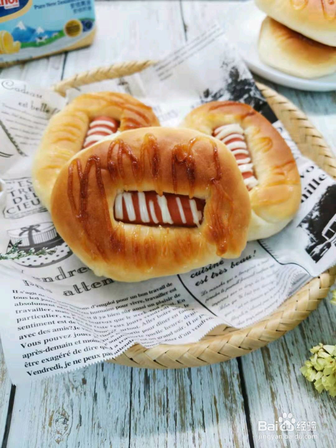 肠仔沙拉面包的做法