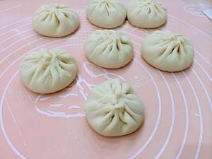 家庭版灌汤小笼包怎么做详细教程图解~