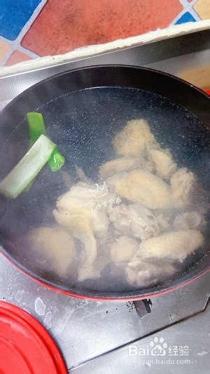 食补佳品粉皮白菜炖鸡