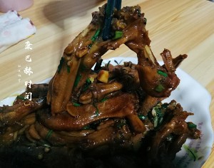 怎么做好吃到啃手指的鸭掌
