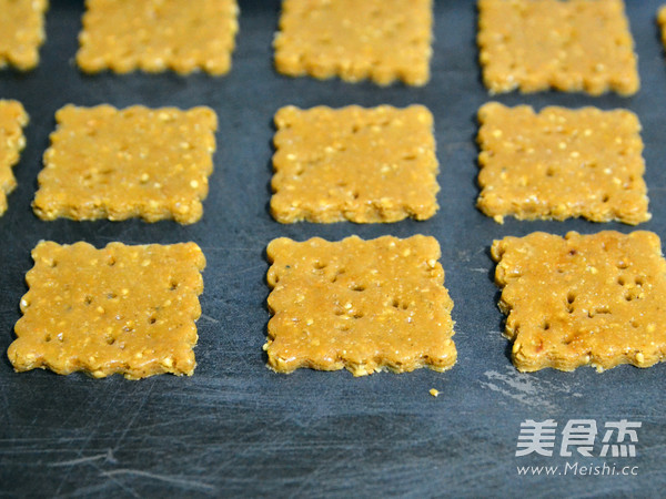 层层味蕾的惊喜-红糖芝麻夹心饼干