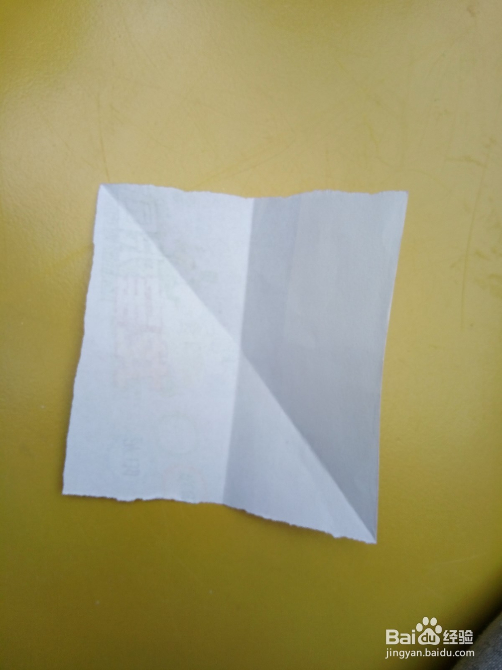 折纸如何折出漂亮的女士上衣