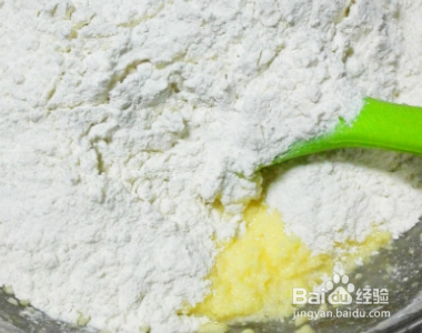 如何做圣诞卡通饼干