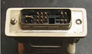 电脑主机与显示器连接线叫什么