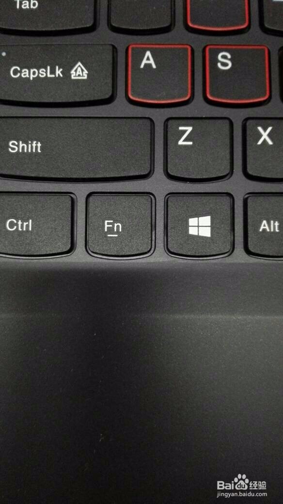 联想y700键盘背光怎么打开