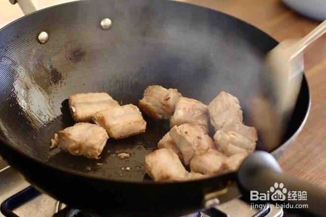 鲍鱼烧排骨的做法