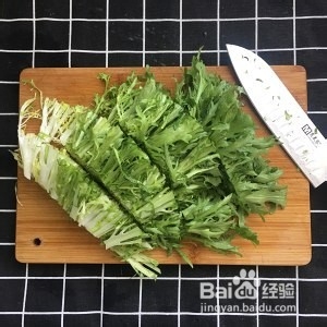 教你怎么做苦菊拌馓子