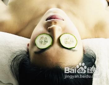 脸上出油怎么办,教你自制控油面膜