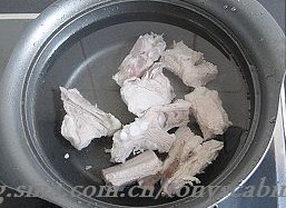 排骨莲藕山药汤