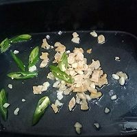 怎么做美味的猪油渣辣椒炒乌塌菜