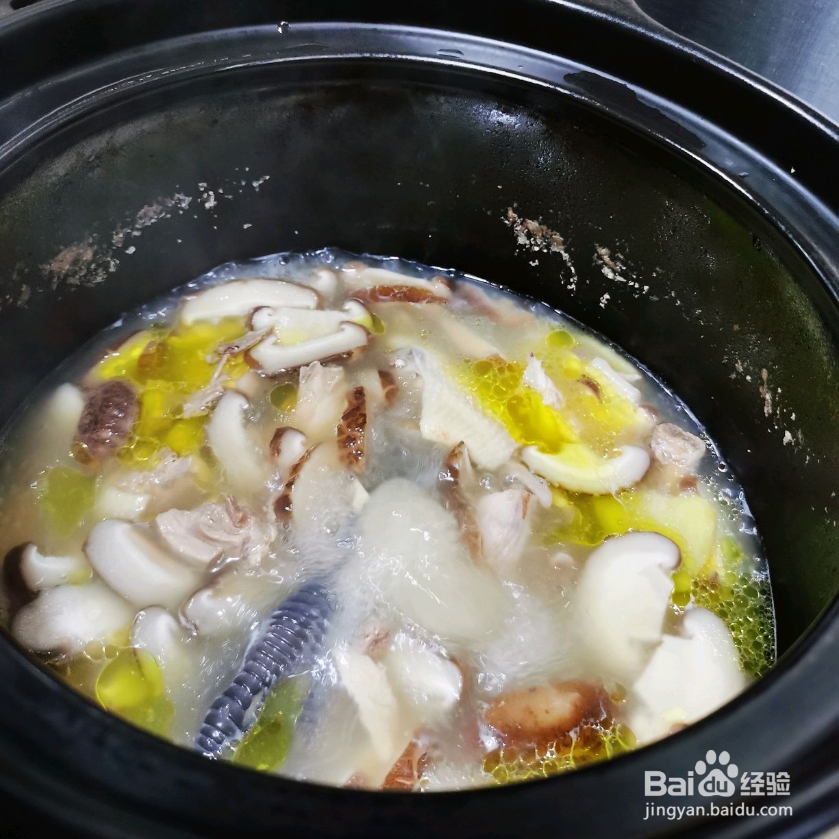 香菇土鸡汤的做法