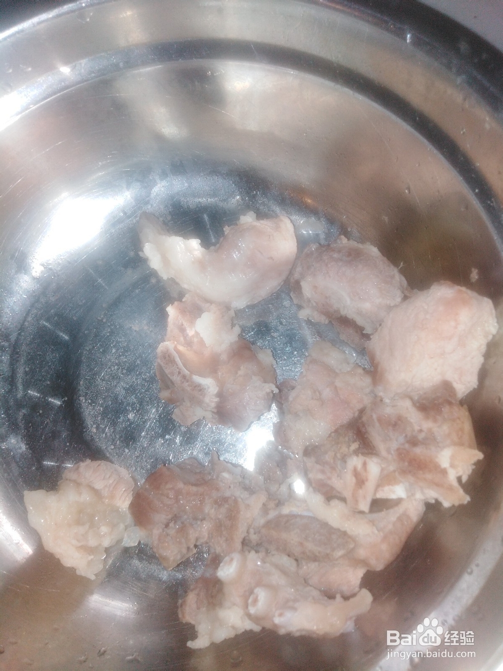 猪排骨如何炒青椒？