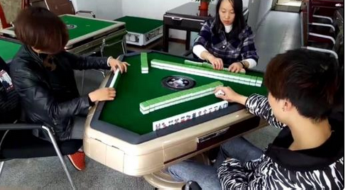 什么麻将可以开三人房