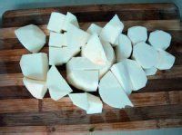 酸菜芋头汤的做法