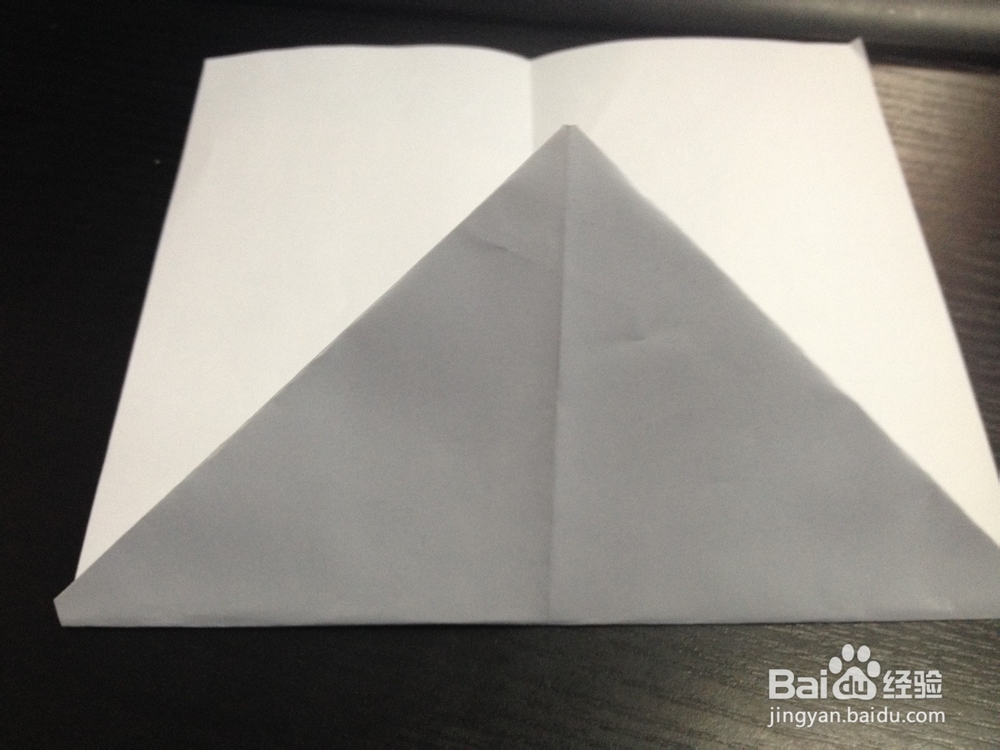 教宝宝叠纸飞机