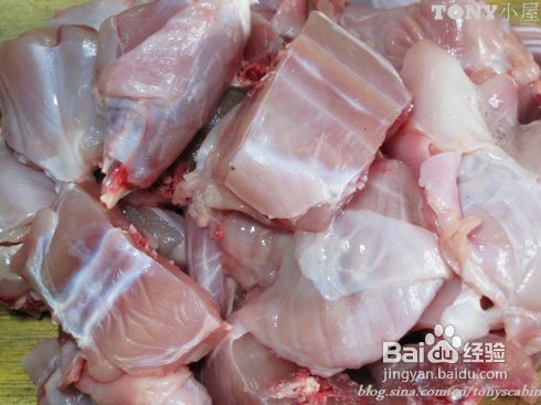 谁能抵挡这盘“荤中之素”的美容保健肉的诱惑----五香兔肉