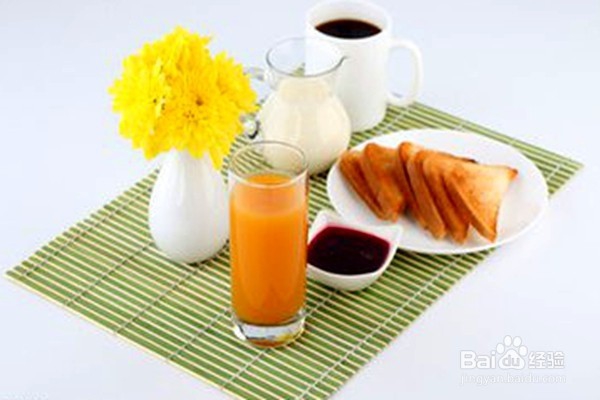 坐月子期间哪些食物不能混合在一起食用?