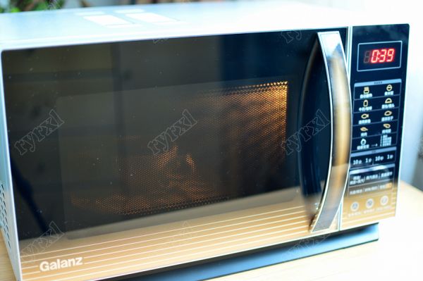 咸焦糖巧克力杯蛋糕