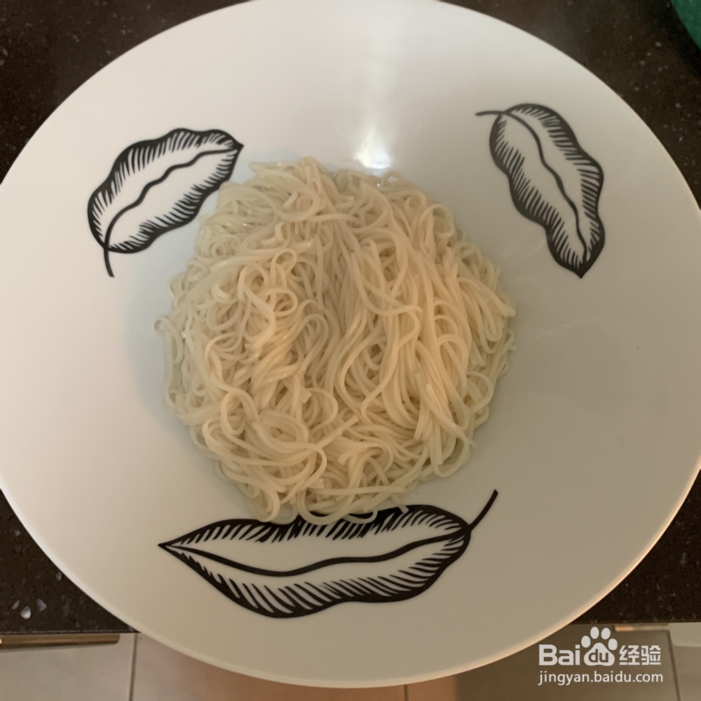 家常做法的龙虾伊面