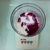 怎么制作柠檬香草与红火龙果冰淇淋