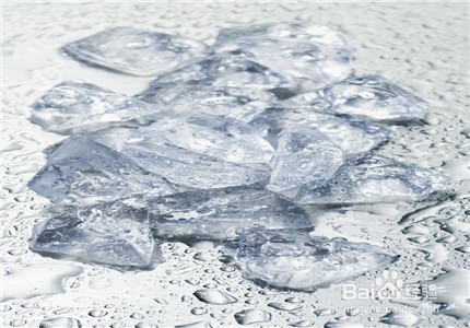 糖水杨梅荔枝冰的做法