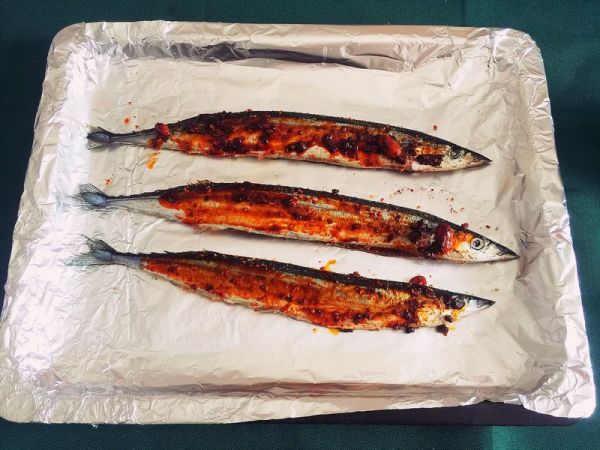 肉松果仁秋刀鱼