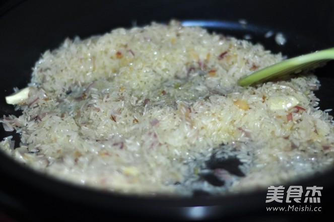 奶油甜菜根炖饭
