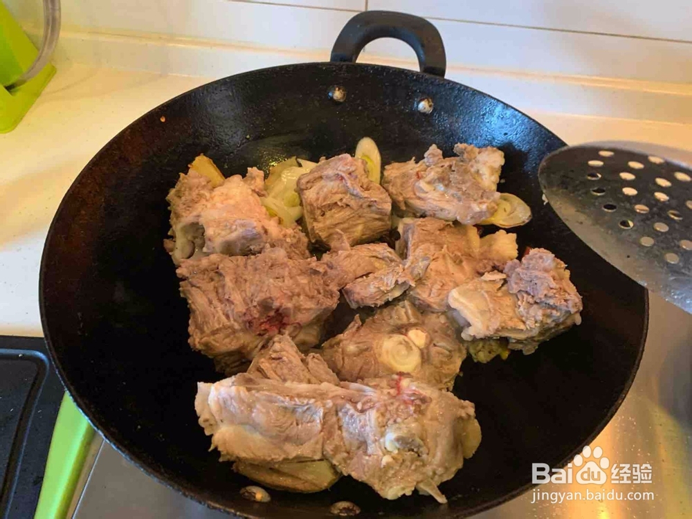 麻辣羊蝎子火锅制作方法