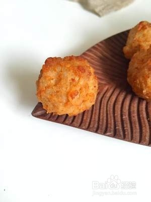 油炸猪肉丸子的做法