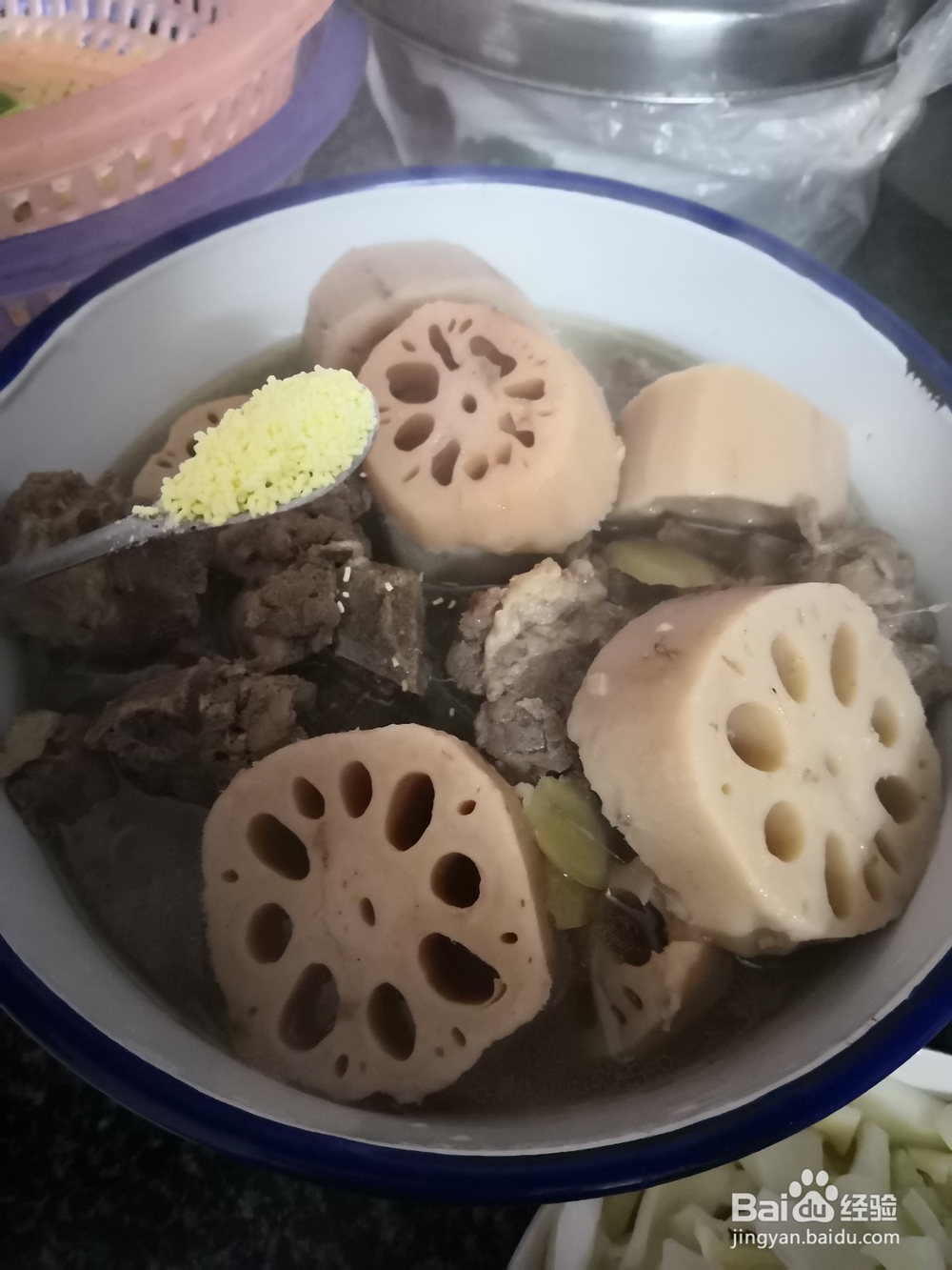 怎样做莲藕烧排骨？