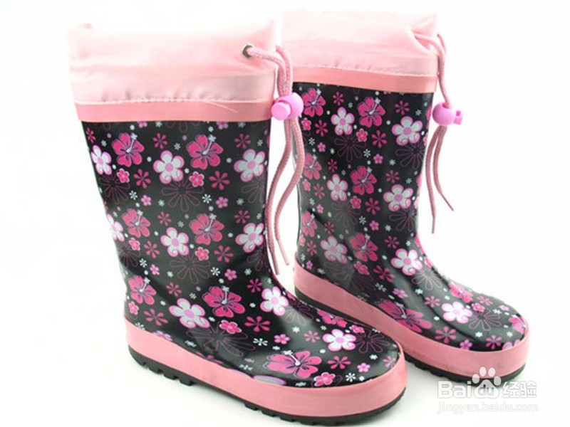 给孩子选择雨具需要注意什么