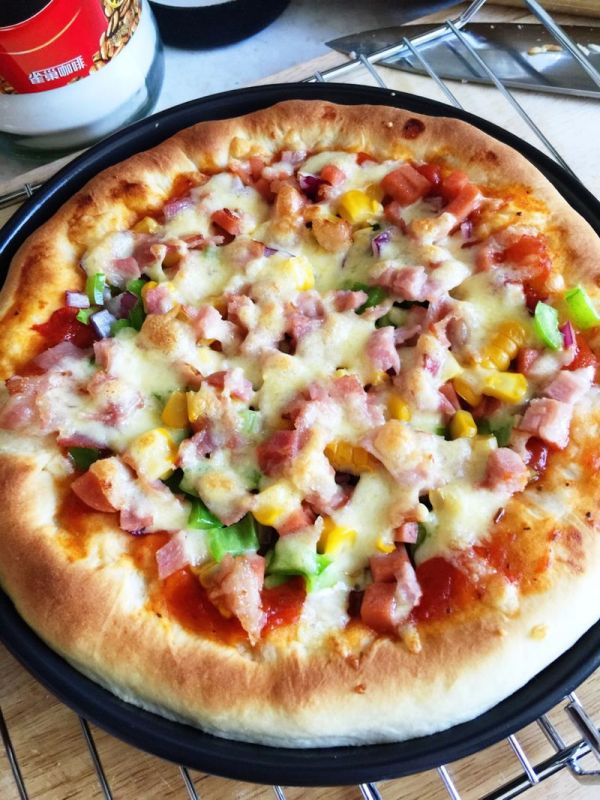 培根鲜虾芝士披萨