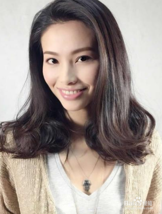 烫的卷发怎么自己弄直