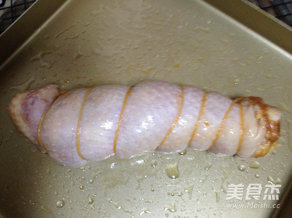 奥尔良鸡腿包饭