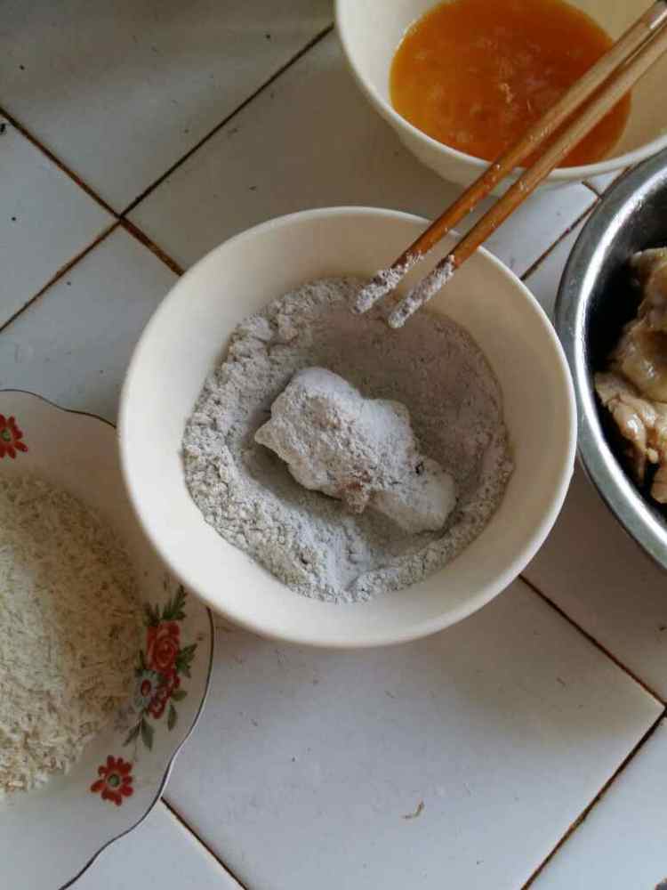 吃货福利：香炸翅根的做法，快收下。