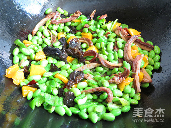 猪肚炒毛豆的做法