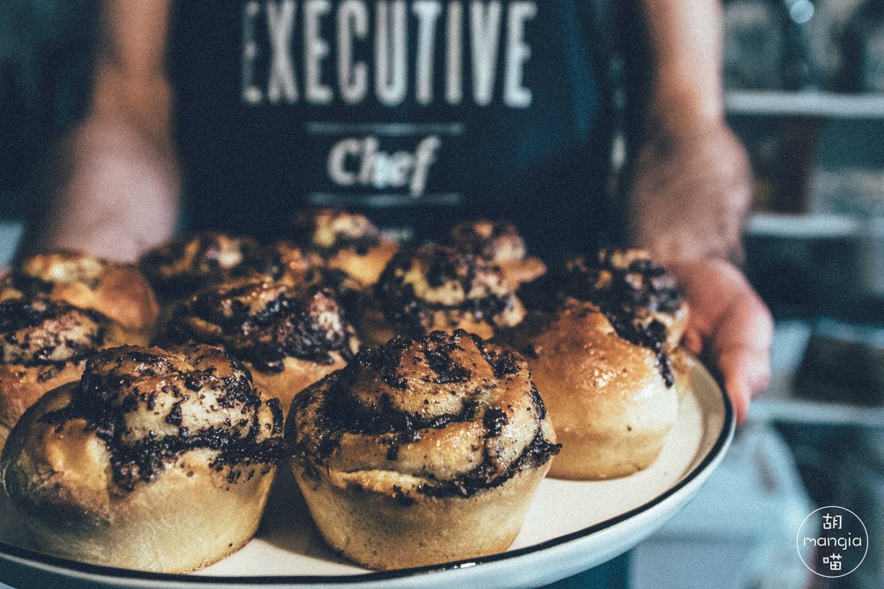 在家也能做美味的巧克力面包卷,十分好吃!