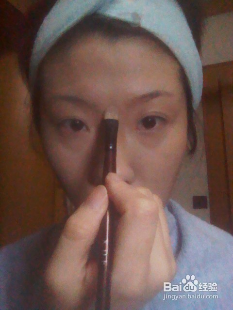 怎样用底妆打造立体脸型