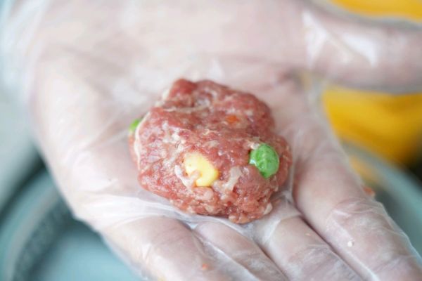 驴肉口蘑小汉堡