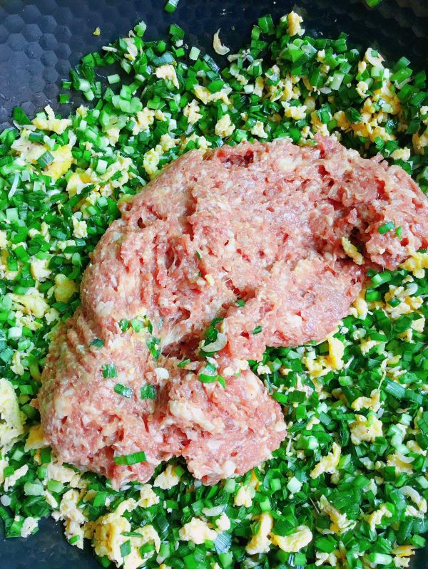 韭菜猪肉馅饺子