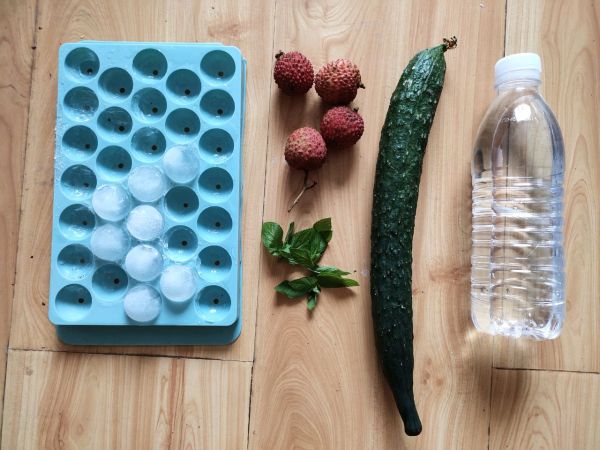 减脂消暑青瓜荔枝气泡水