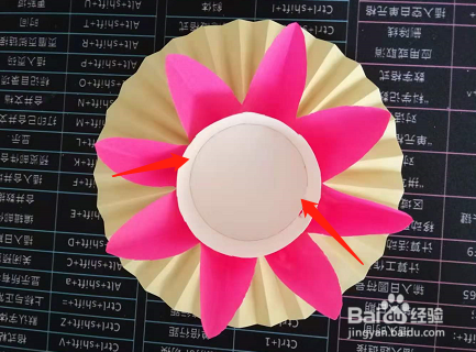 中秋荷花灯笼手工制作