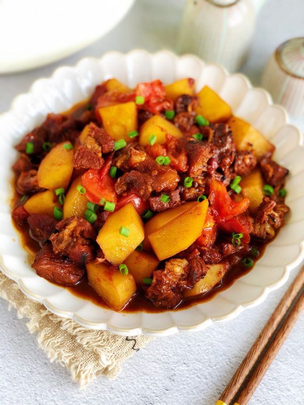 番茄土豆炖牛腩