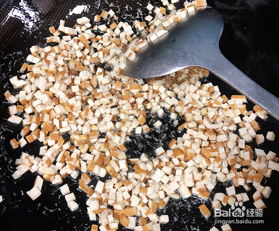 香味浓郁的香干马兰头